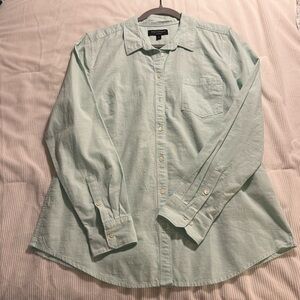 Banana Republic Mint Green Casual Button Down Shirt (Never Worn)